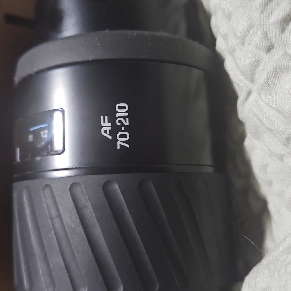 Minolta Camera Lens - Picture 6 of 8